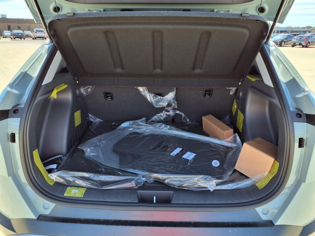 2026 Hyundai Kona SEL photo 27