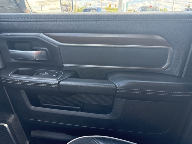 2022 Ram 2500 Laramie photo 12
