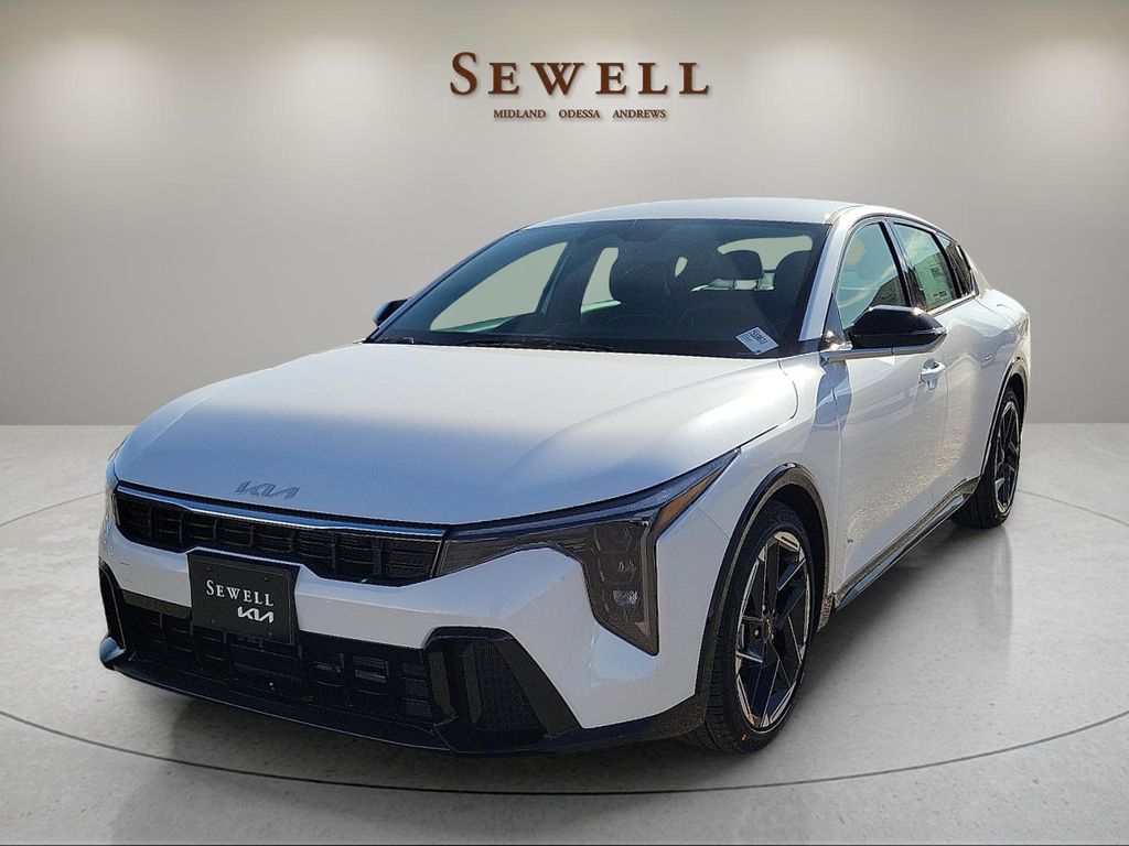 2025 Kia K4 GT-Line's photo