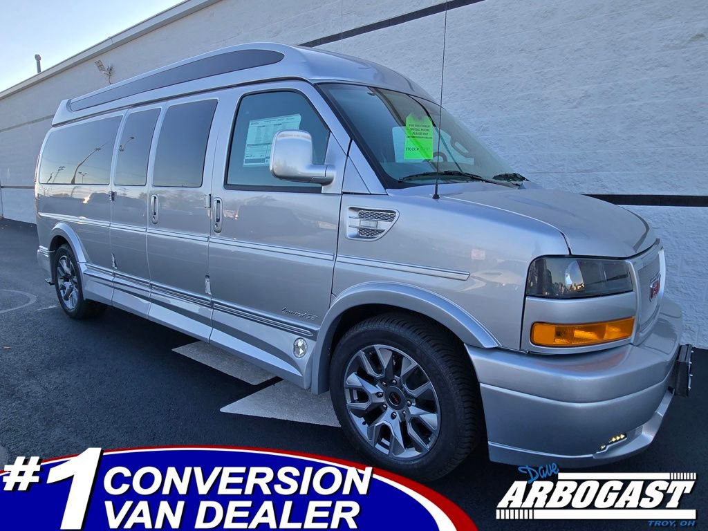 2025 GMC Savana Cargo Work Van's photo
