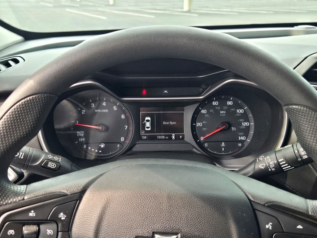 2022 Chevrolet Trailblazer LS photo 23