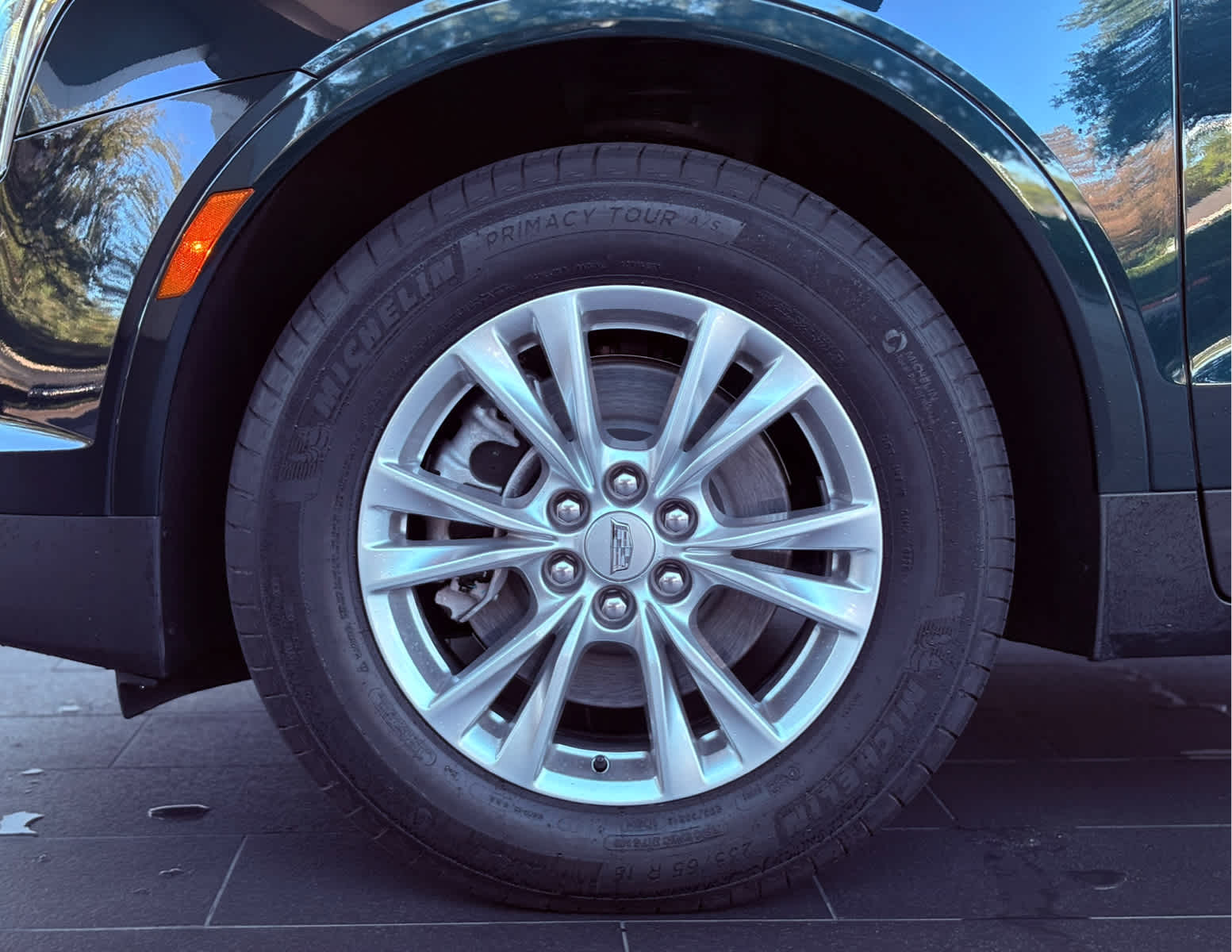 2025 Cadillac XT5 Luxury photo 8