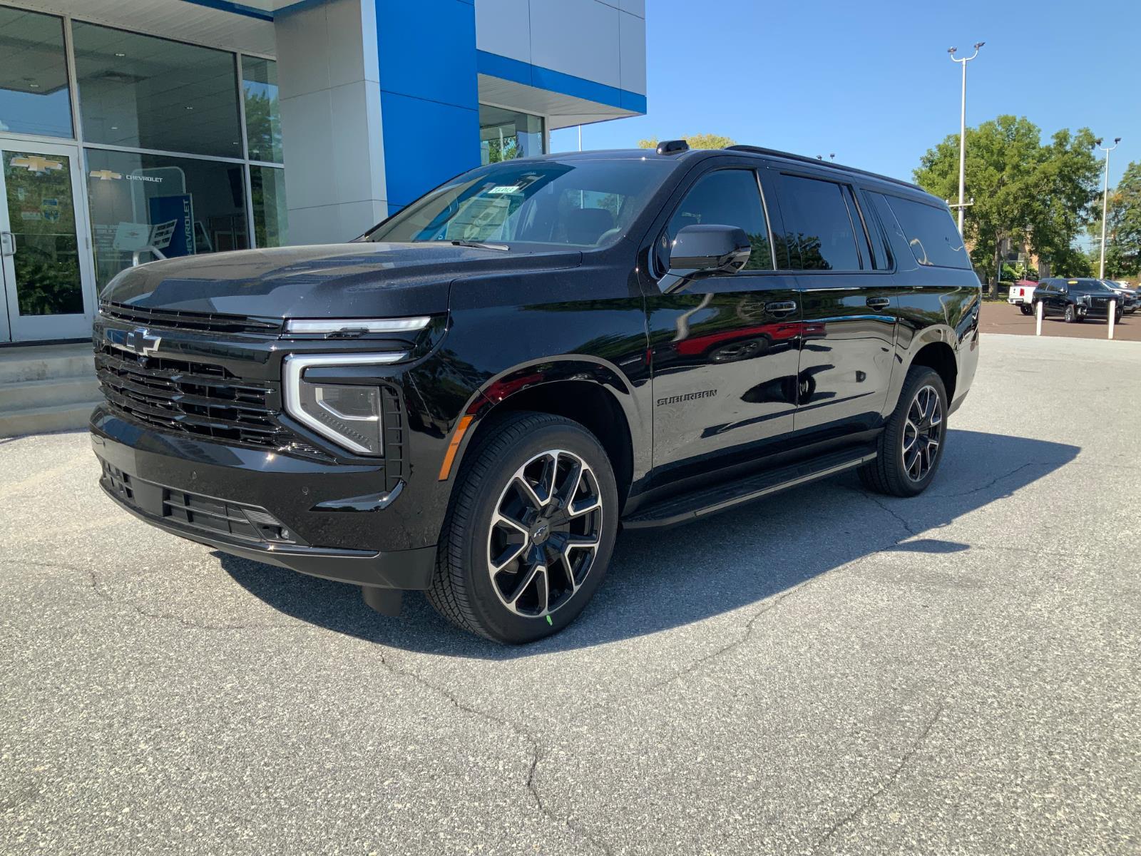 2026 Chevrolet Suburban RST photo 2