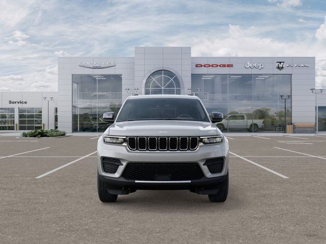 2025 Jeep Grand Cherokee Laredo X photo 4