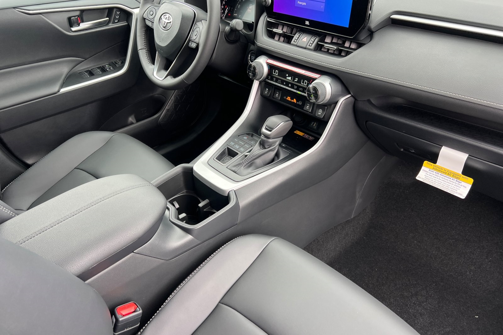 2025 Toyota RAV4 XLE Premium photo 15