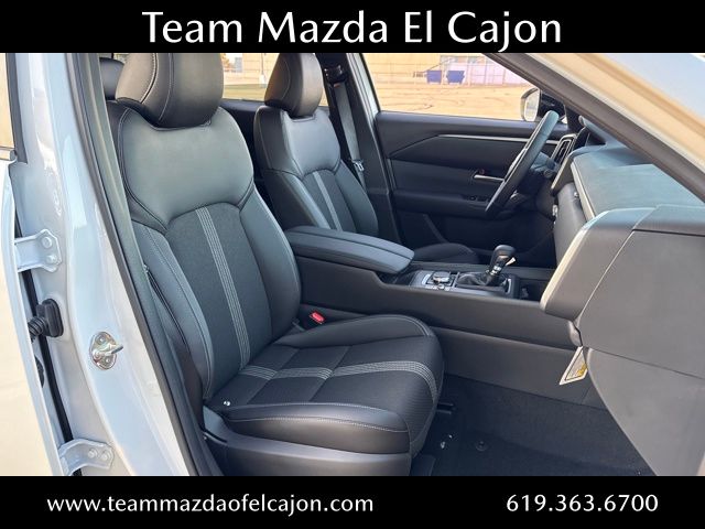 2025 Mazda CX-50 2.5 Select photo 3
