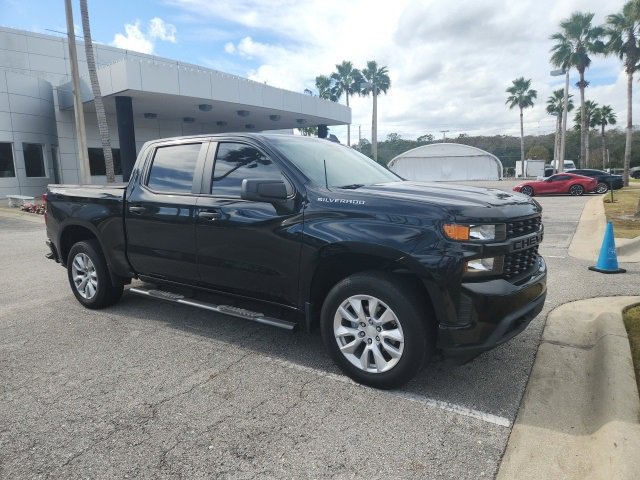 2022 Chevrolet Silverado 1500 Custom photo 2