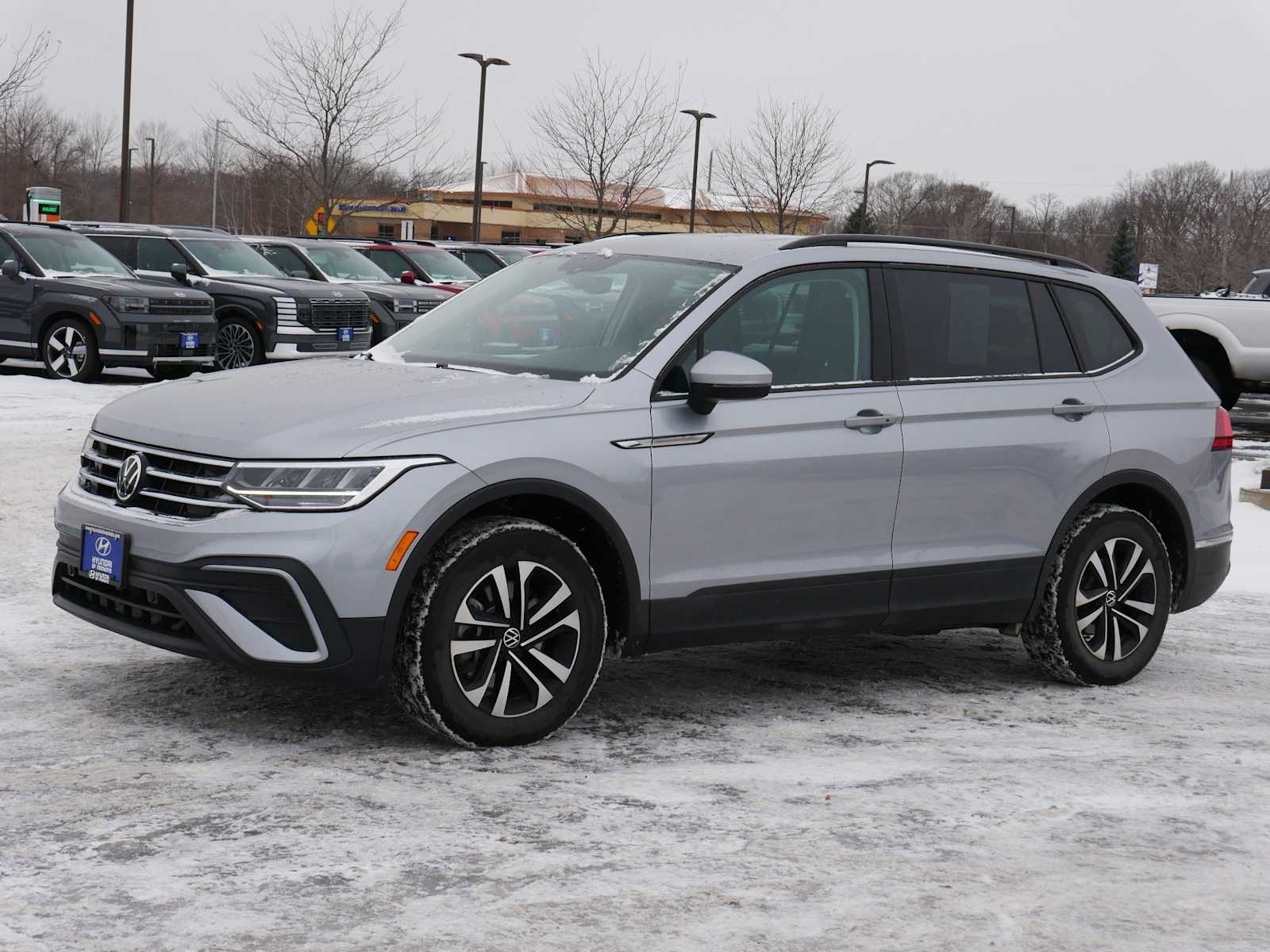 Used 2023 Volkswagen Tiguan S with VIN 3VVRB7AX2PM123572 for sale in Mankato, Minnesota