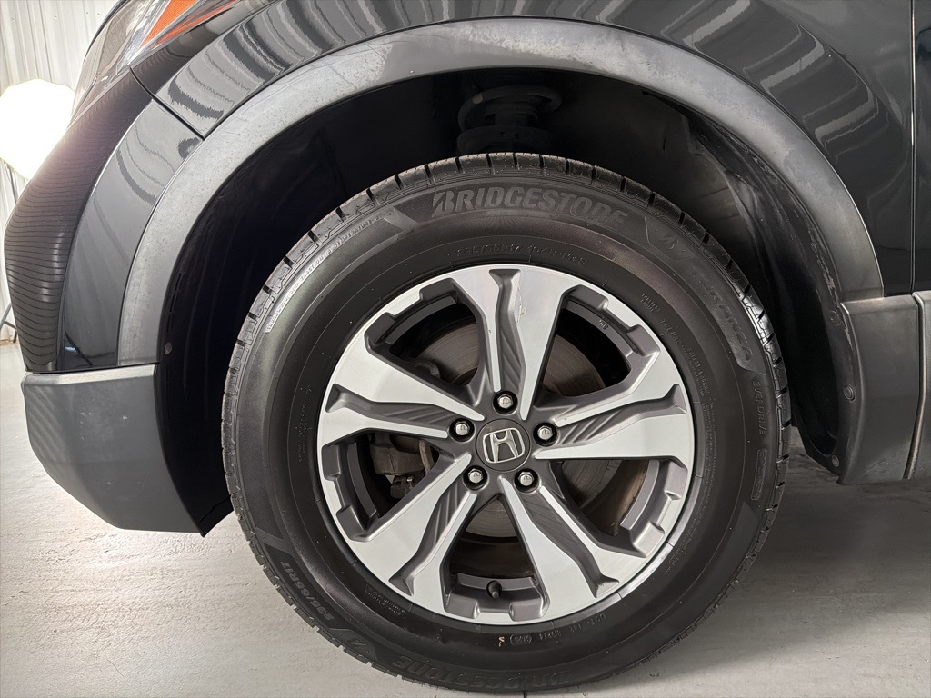 2019 Honda CR-V LX photo 4