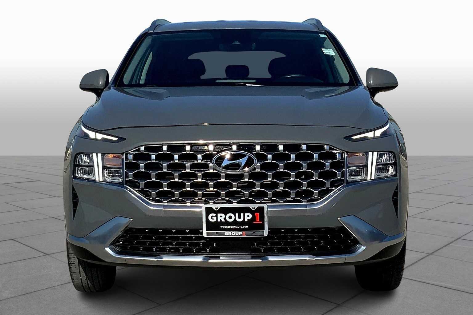 2022 Hyundai Santa Fe SEL photo 3