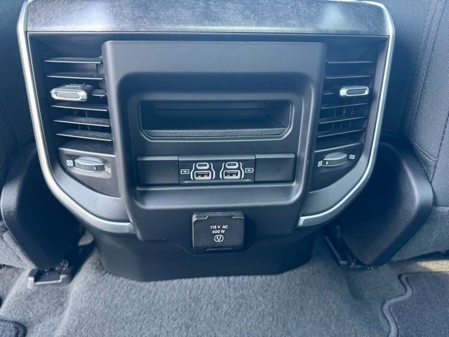 2022 Ram 1500 Big Horn Lone Star Night Edition photo 16