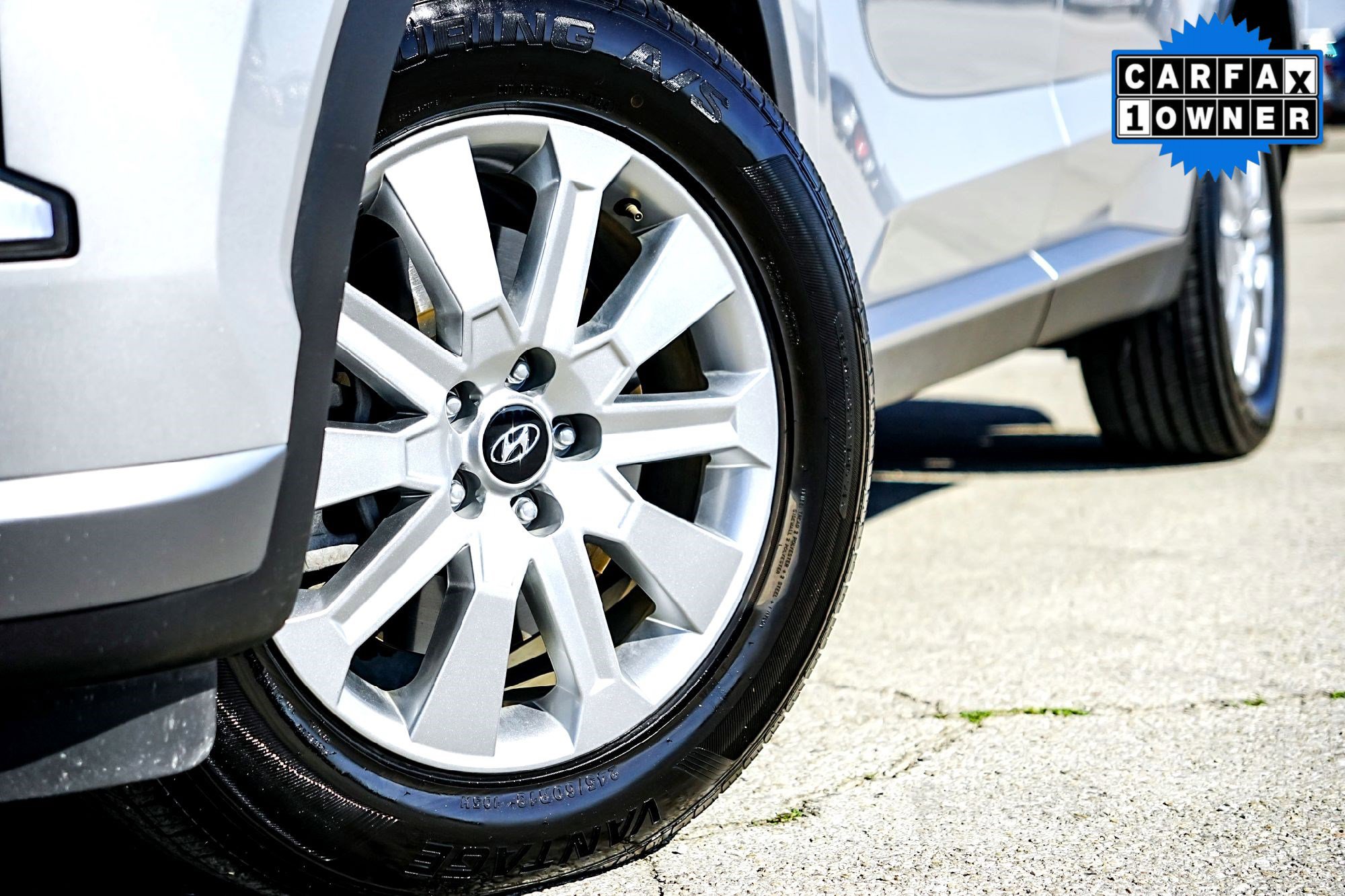2024 Hyundai Palisade SEL photo 2