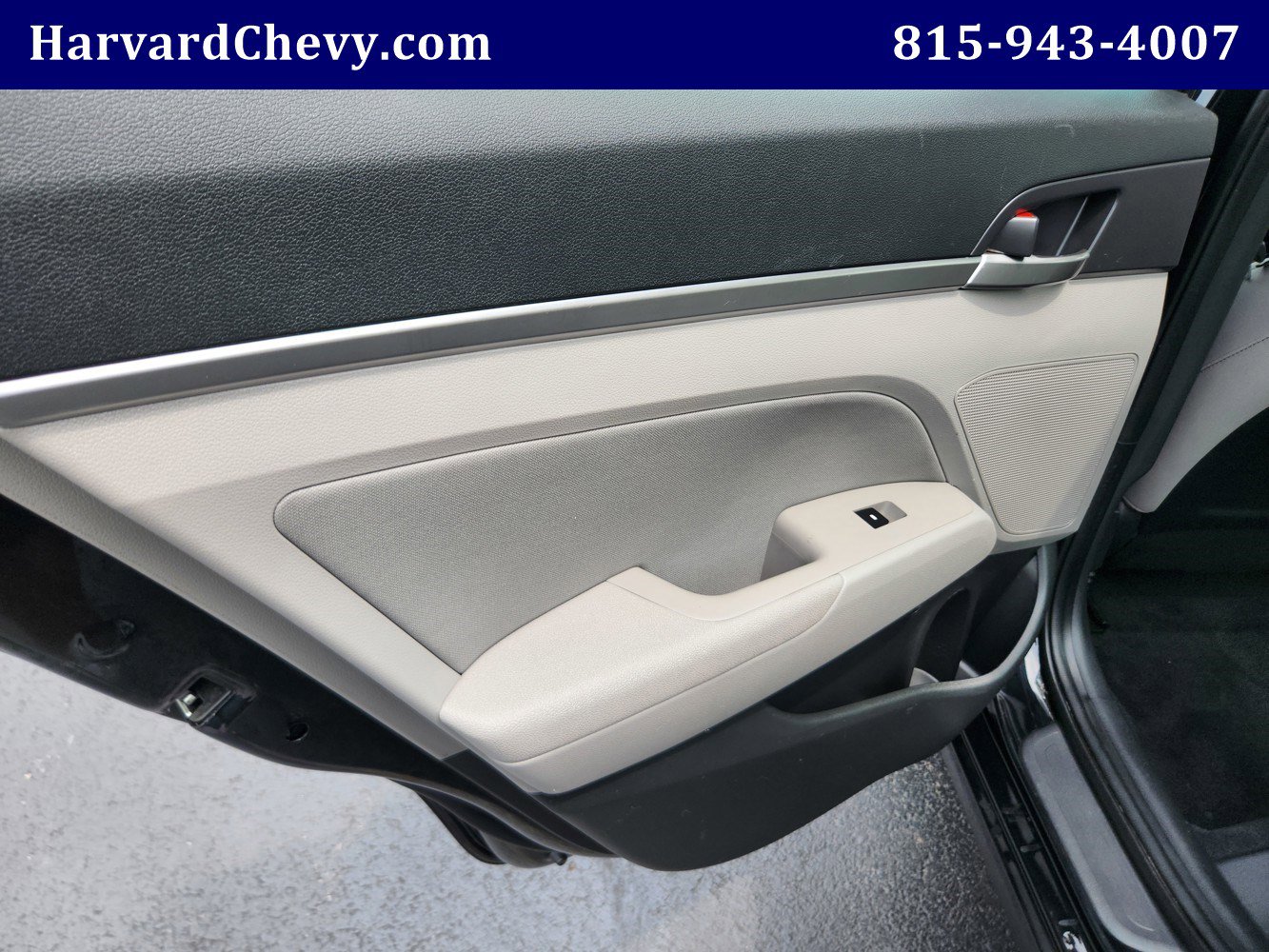 2020 Hyundai Elantra SEL photo 28