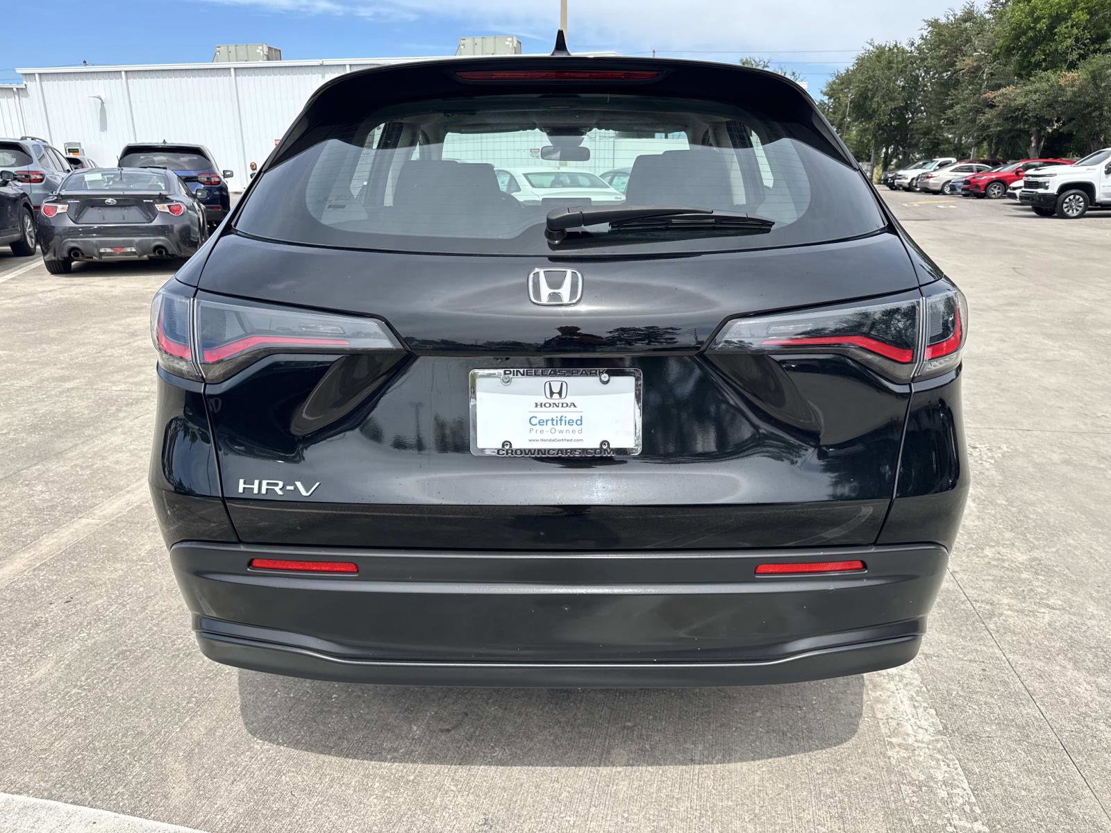 2023 Honda HR-V LX photo 4