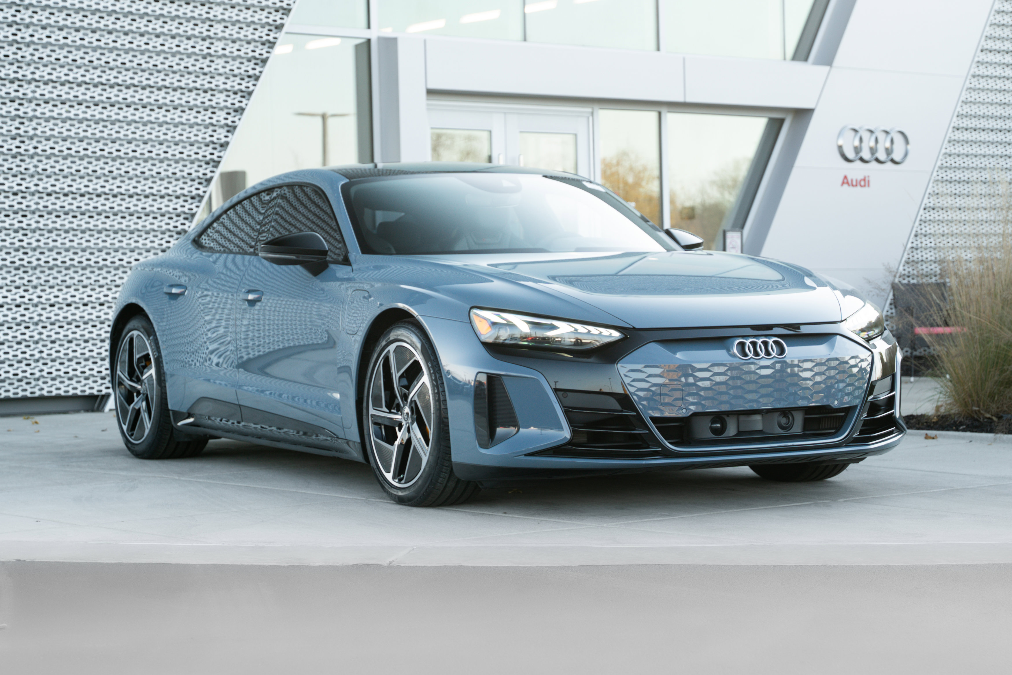 Used 2023 Audi RS e-tron GT Base with VIN WAUAHBFWXP7903467 for sale in St. Charles, IL