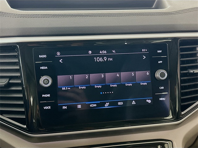 2021 Volkswagen Atlas SEL photo 13