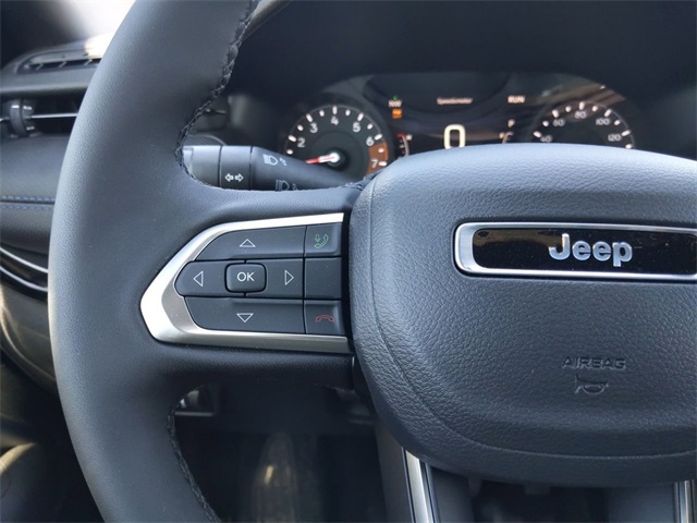 2026 Jeep Compass Latitude Altitude photo 21