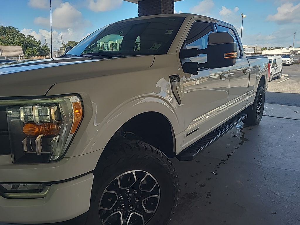 2022 Ford F-150 Lariat's photo