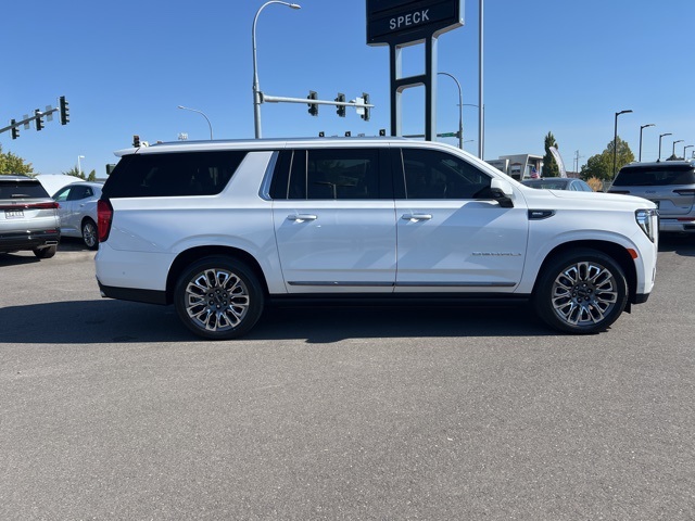 2024 Gmc Yukon XL Denali Ultimate photo 2