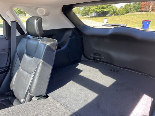 2022 Ford Edge Titanium photo 26