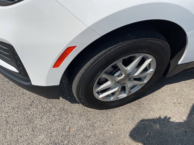 2024 Chevrolet Equinox LS photo 4