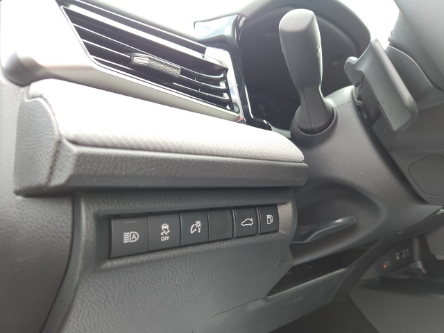 2026 Toyota Camry SE photo 27