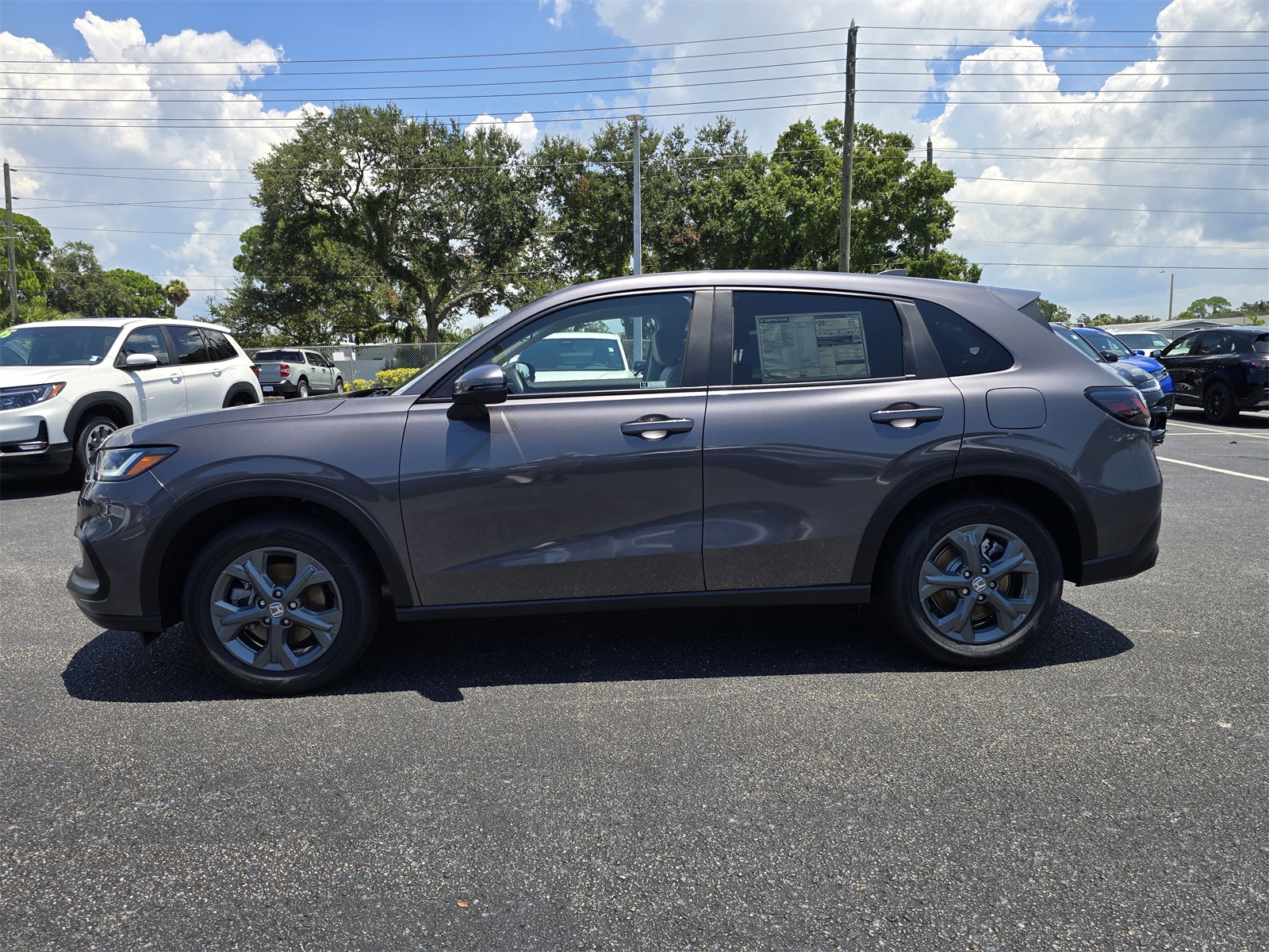 2026 Honda HR-V LX photo 5