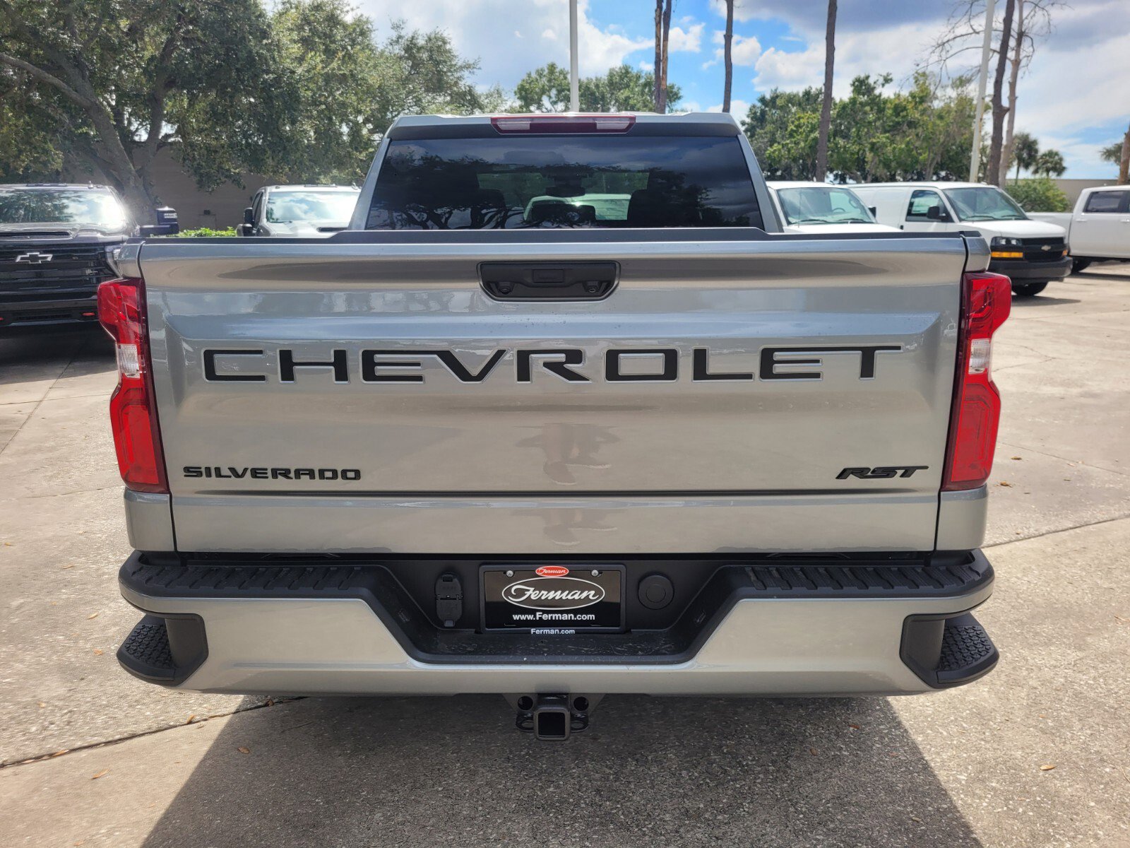 2026 Chevrolet Silverado 1500 RST photo 6