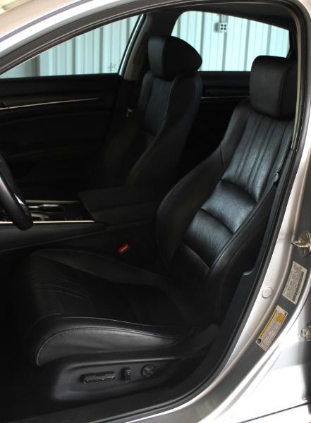 2019 Honda Accord EX-L photo 15