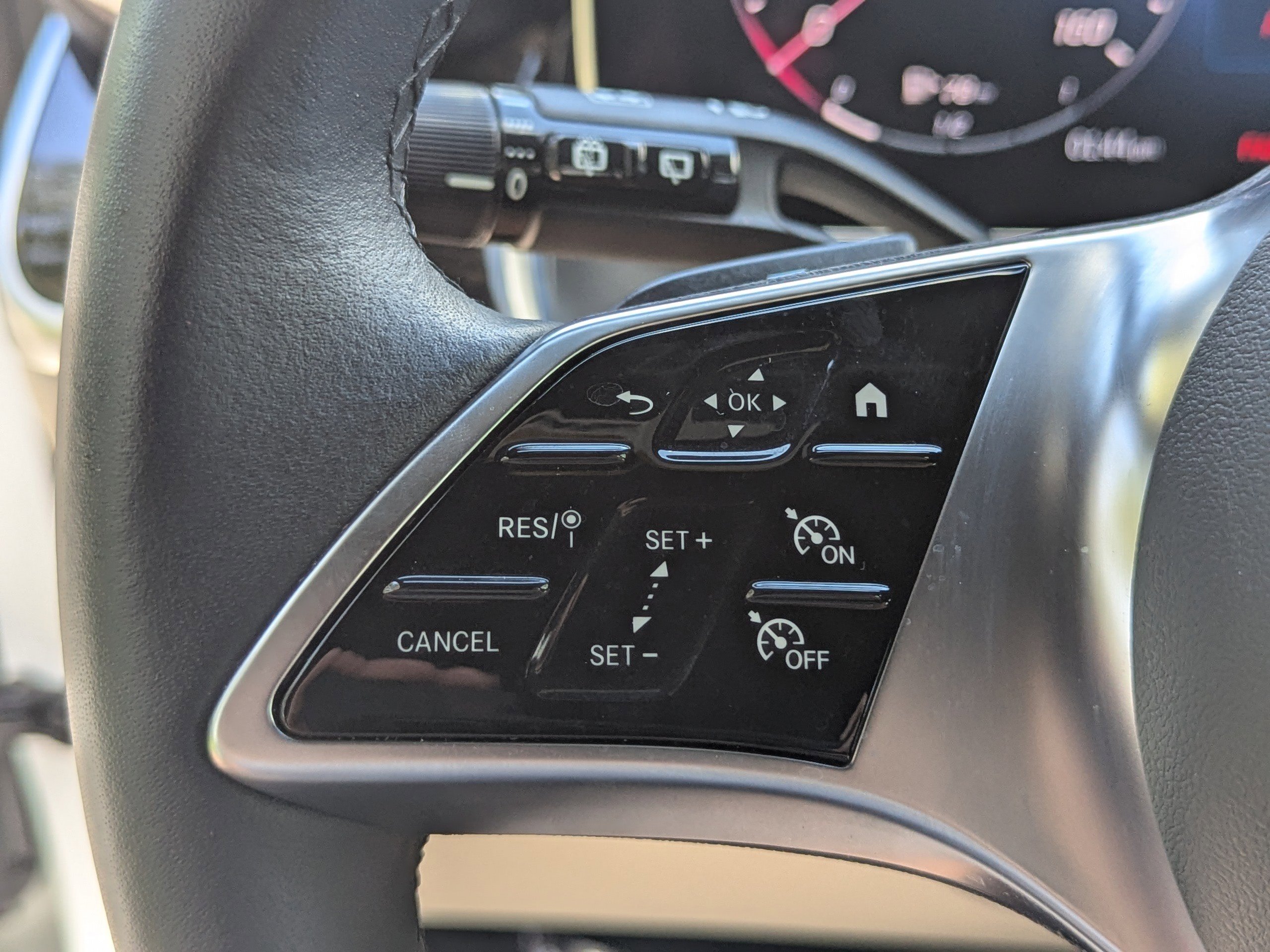 2025 Mercedes Benz GLC 300 4MATIC photo 24