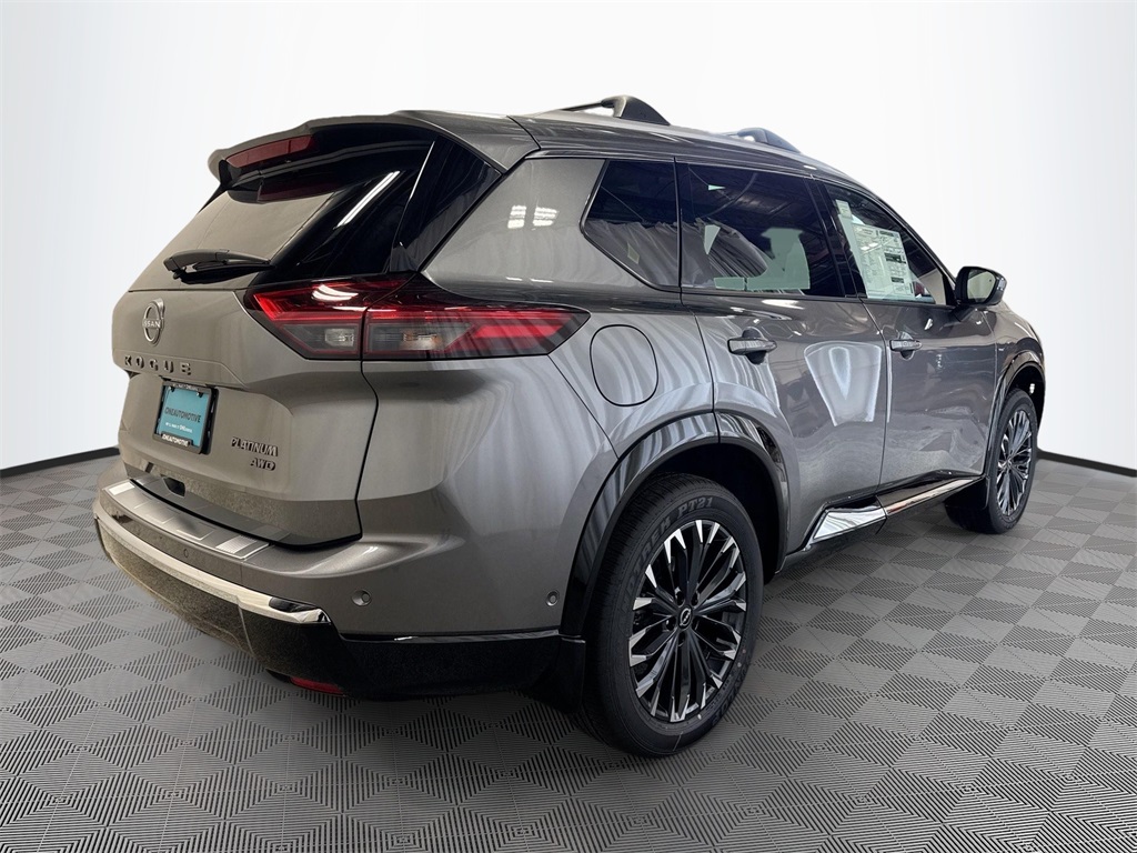 2026 Nissan Rogue Platinum photo 10