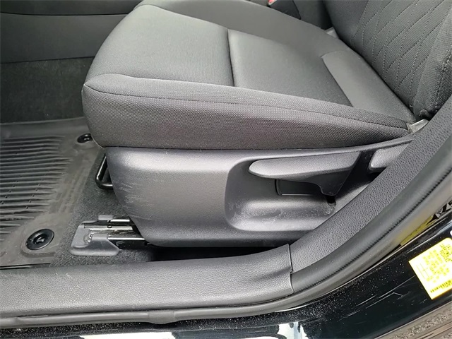 2024 Toyota Corolla LE photo 12