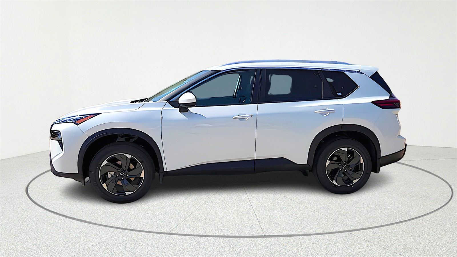 2026 Nissan Rogue SV photo 4