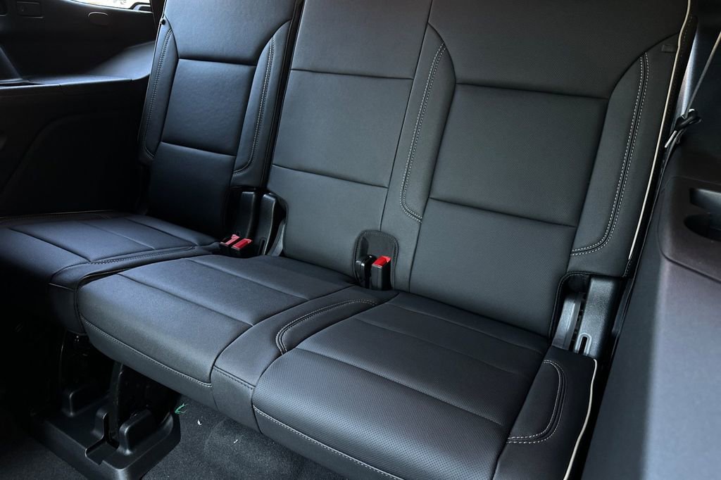 2026 Chevrolet Tahoe Premier photo 18