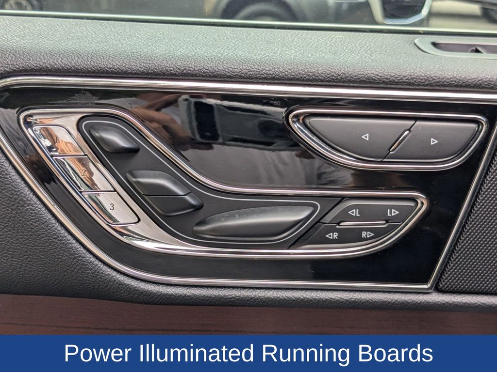 2020 Lincoln Navigator Reserve photo 12