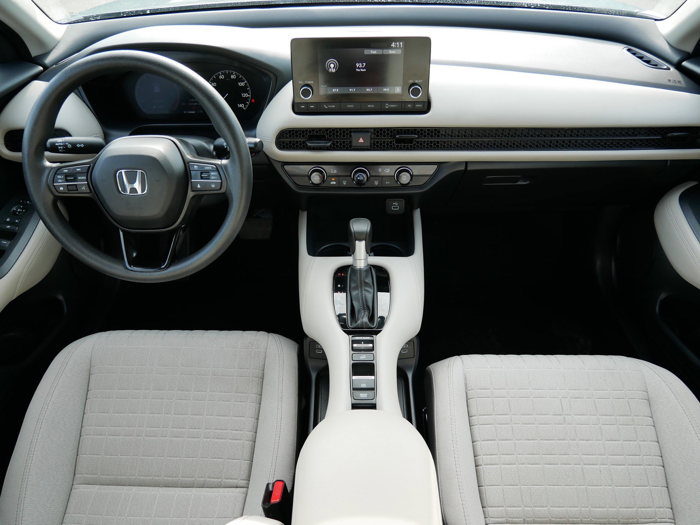 2024 Honda HR-V LX photo 9