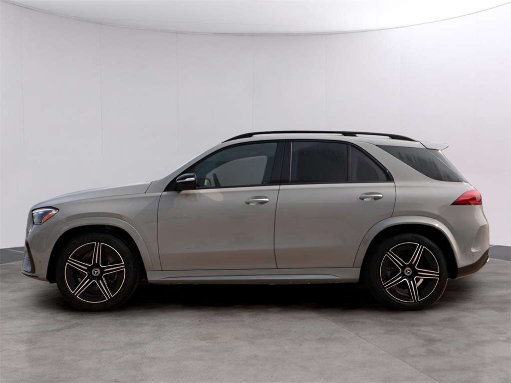 2025 Mercedes Benz GLE 450 4MATIC photo 3