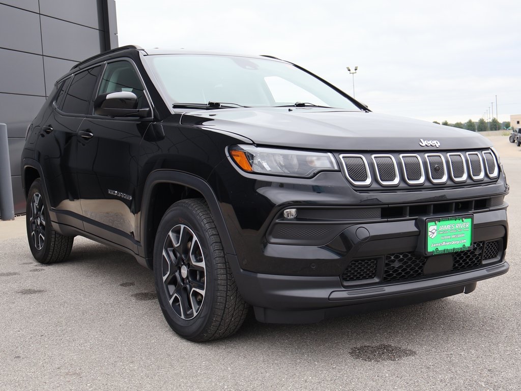 2022 Jeep Compass Latitude photo 6