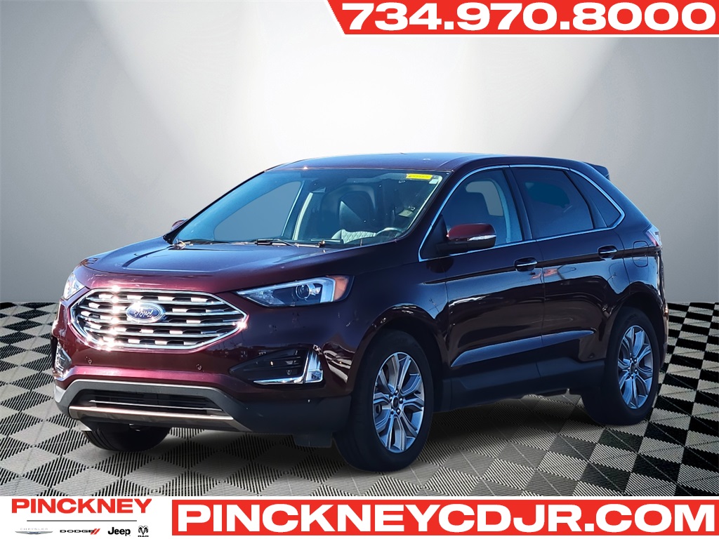 2024 Ford Edge Titanium's photo