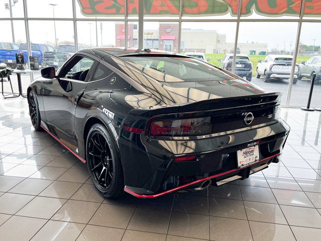 2025 Nissan Z Nismo photo 4