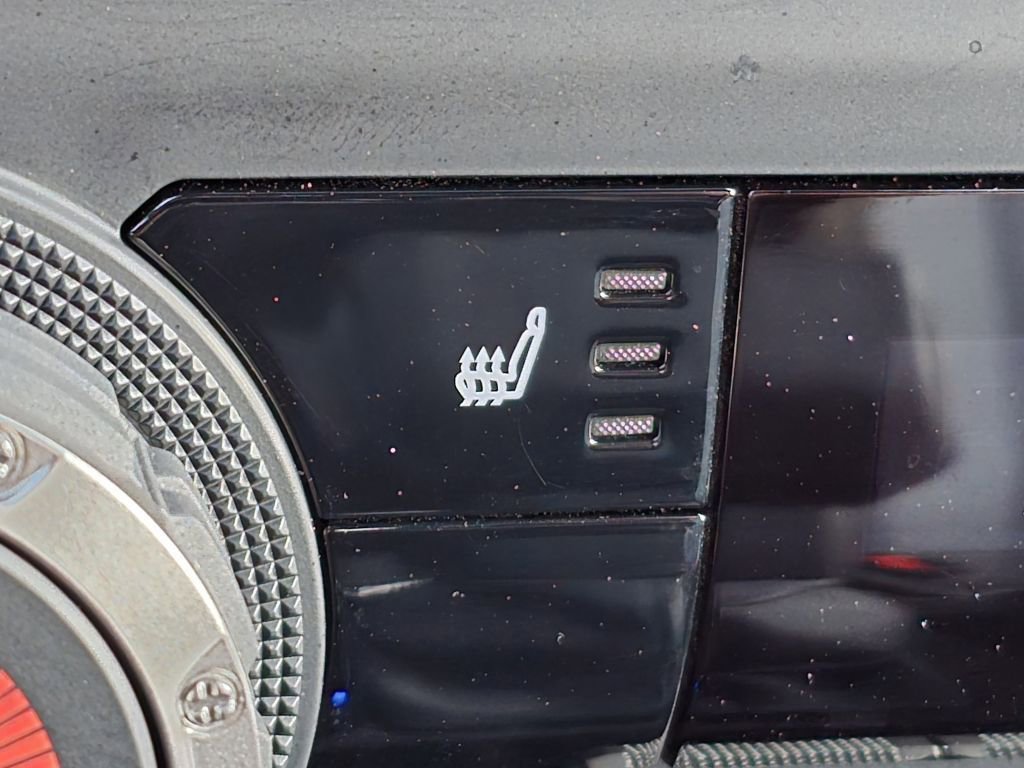 2025 Toyota Tacoma TRD Off-Road photo 4