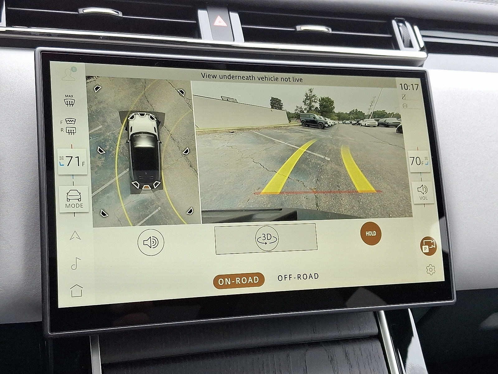 2026 Land Rover Range Rover Velar SE photo 18