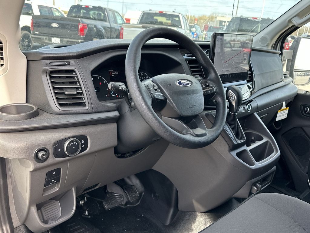 2024 Ford Transit Cutaway photo 26
