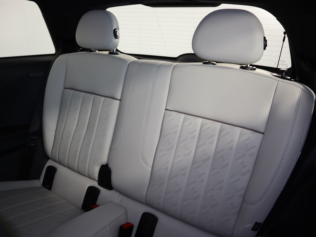 2025 Mini Cooper S Iconic photo 21