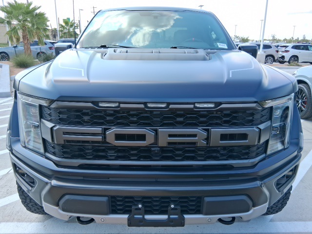2022 Ford F-150 Raptor photo 2