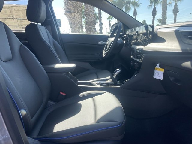 2026 Buick Encore GX Sport Touring photo 17