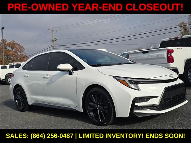 2024 Toyota Corolla SE's photo