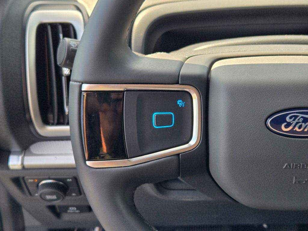 2025 Ford Expedition MAX photo 30