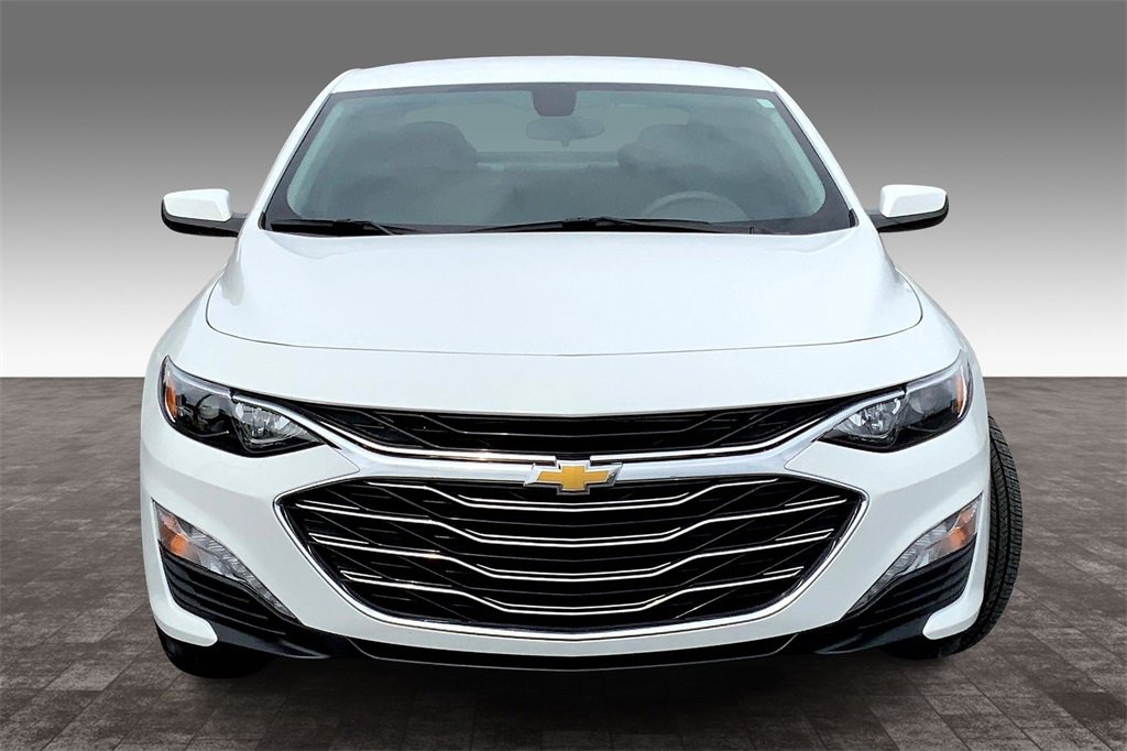 2022 Chevrolet Malibu 1LT photo 3