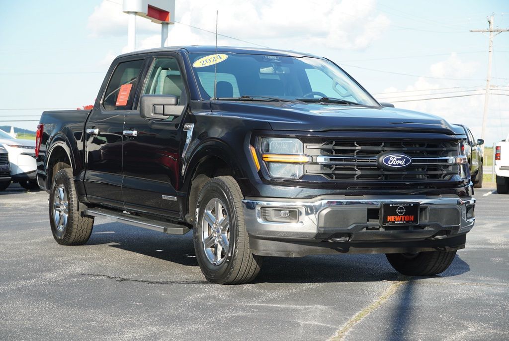 2024 Ford F-150 XLT photo 2